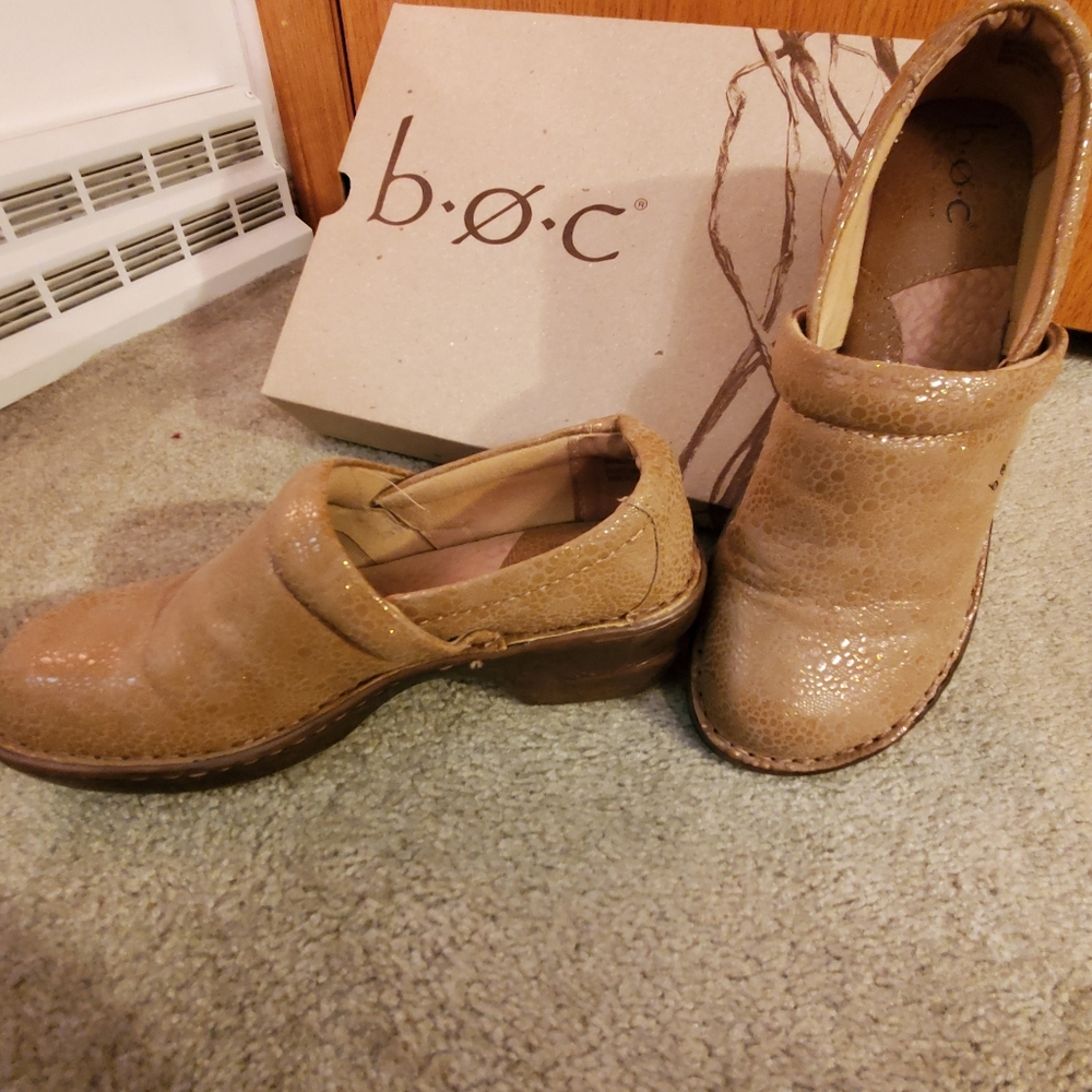 Tan boc shoe size 9
